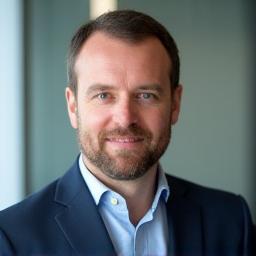 Portret van Lars Martens, Lead Product Manager Canalys Hotel Solutions